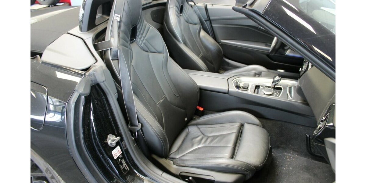 BMW Z4 M40i Aut. - Leder - Head-Up 78.110 km 39.980 &euro; Euskirchen 53881