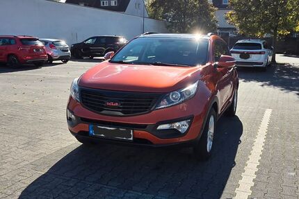 Kia Sportage 150.000 km 8.500 &euro; Köln 51105