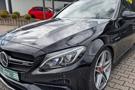 Mercedes-Benz C 63 AMG 104.950 km 32.990 &euro; Niederzier 52382