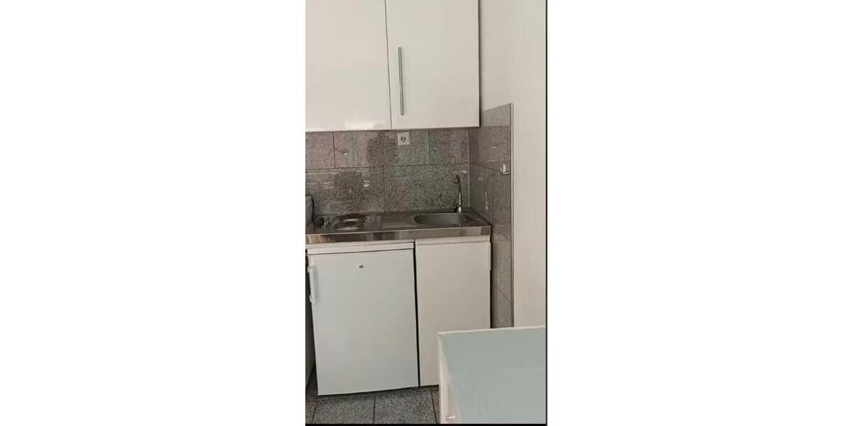 Etagenwohnung Köln Ehrenfeld - 1 Zimmer, 25 m&sup2;, 650&euro; | Angebot:25922843