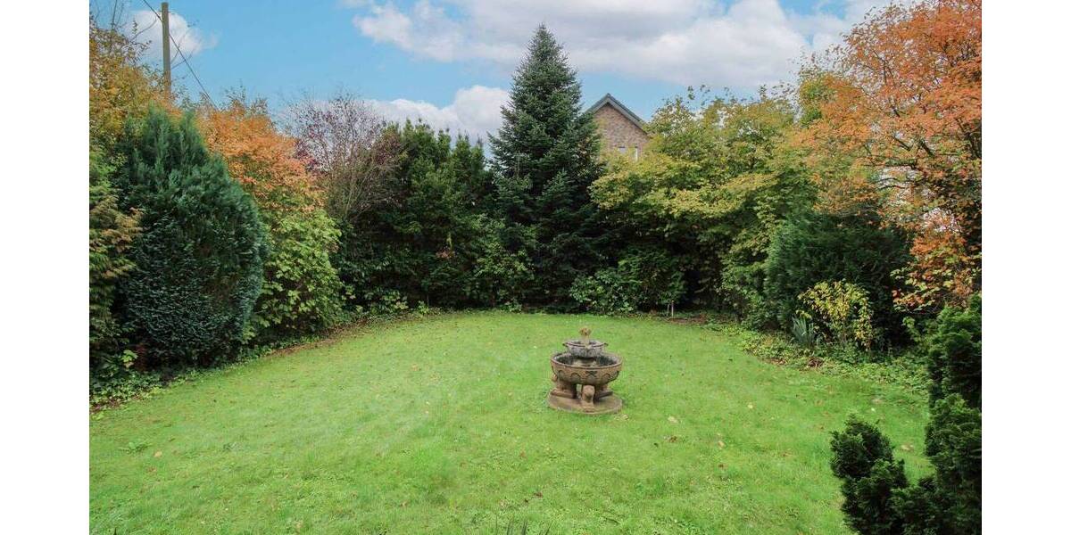 Einfamilienhaus Köln Esch/Auweiler - 7 Zimmer, 170 m&sup2;, 599.000&euro; | Angebot:25938956