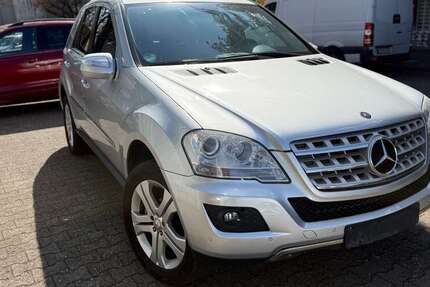 Mercedes-Benz ML 280 170.644 km 12.490 &euro; Köln, Stadt 50733