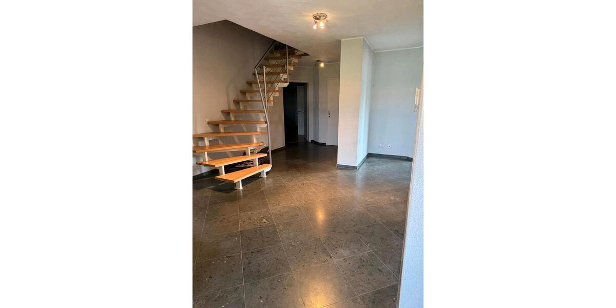 Etagenwohnung Aldenhoven - 3 Zimmer, 120 m&sup2;, 1.100&euro; | Angebot:25824083