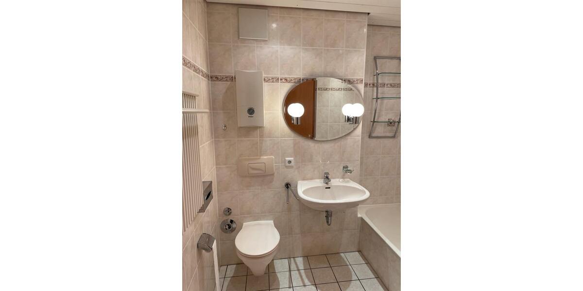 Etagenwohnung Bergheim Auenheim - 2.5 Zimmer, 77 m&sup2;, 315.000&euro; | Angebot:25945498