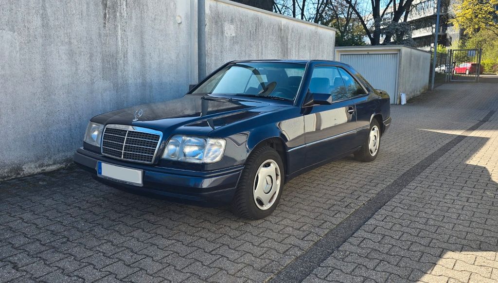 Mercedes-Benz E 200 186.000 km 5.850 &euro; Köln 51105