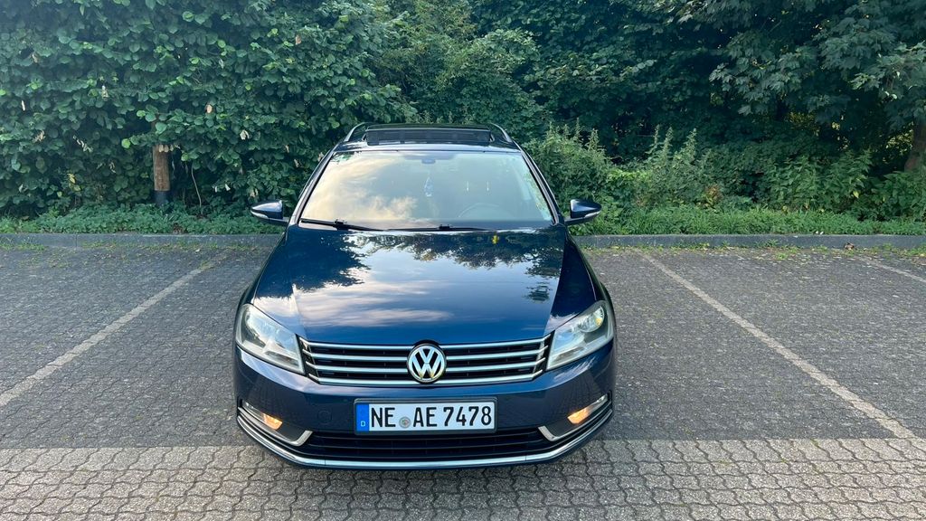 VW Passat 222.000 km 5.900 &euro; Dormagen 41540