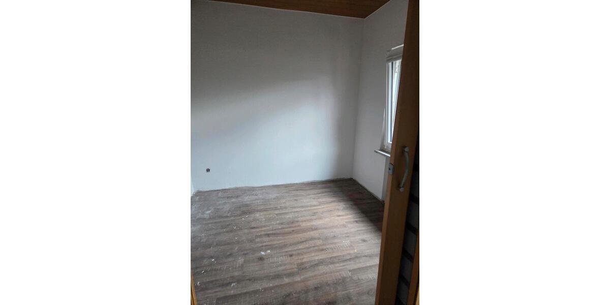 Erdgeschoßwohnung Köln Heimersdorf - 4 Zimmer, 99 m&sup2;, 1.100&euro; | Angebot:25949009