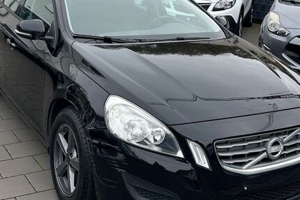 Volvo V60 122.000 km 7.200 &euro; Bergheim (bei Köln) 50129