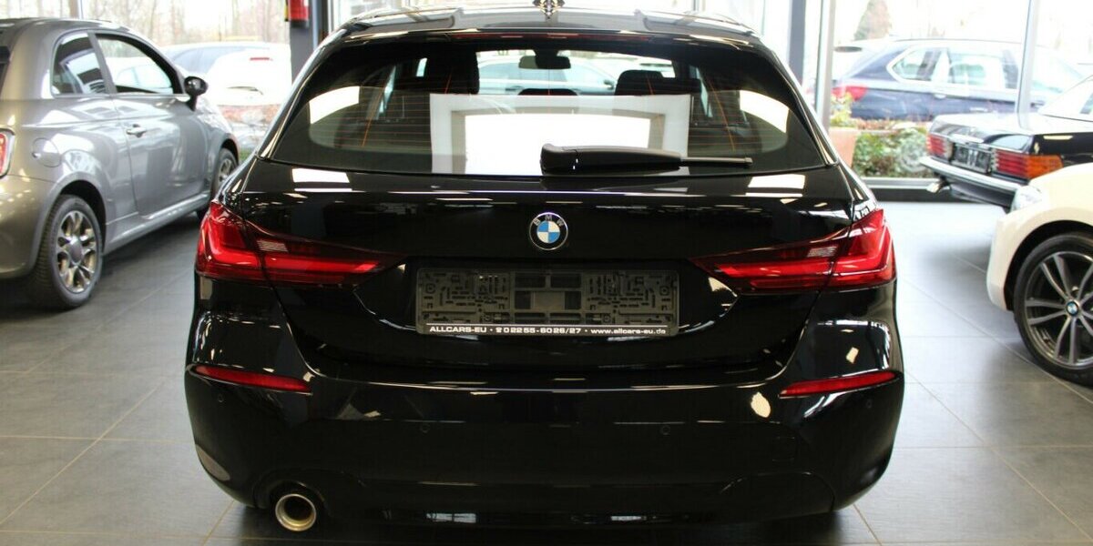 BMW 118 118i Advantage - LED - Navi - SHZ - PDC - 58.370 km 17.980 &euro; Euskirchen 53881