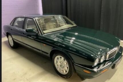 Jaguar XJ8 152.000 km 13.990 &euro; Köln 50674