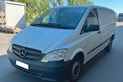 Mercedes-Benz Vito 188.100 km 9.600 &euro; Ehrenfeld 50823