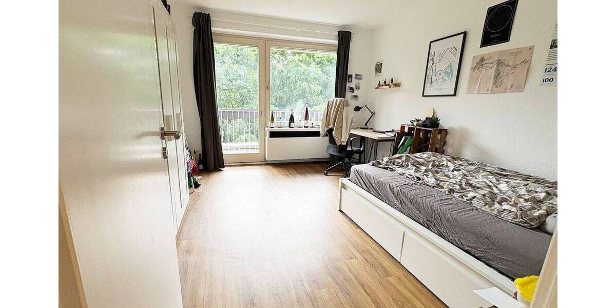 Etagenwohnung Köln Bayenthal - 4 Zimmer, 114 m&sup2;, 1.650&euro; | Angebot:26804289