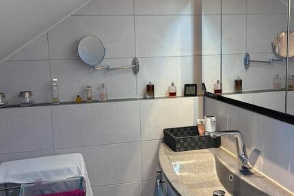 Wohnung Elsdorf - 3 Zimmer, 120 m&sup2;, 1.500&euro; | Angebot:25103880