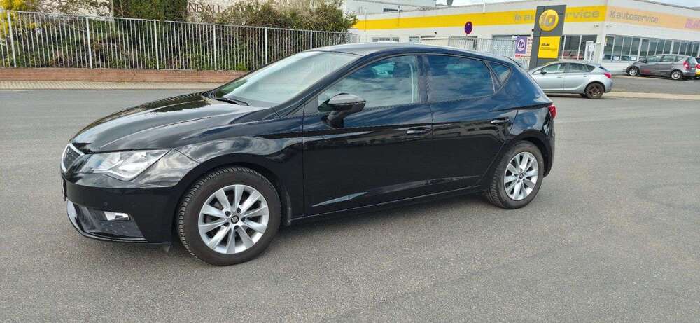 Seat Leon 44.299 km 15.990 &euro; Bergheim 50126