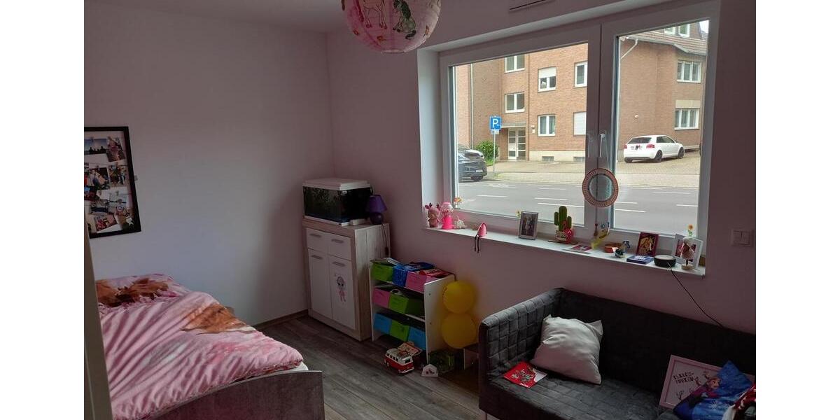 Erdgeschoßwohnung Düren Distelrath - 3 Zimmer, 80 m&sup2;, 310.000&euro; | Angebot:24563670