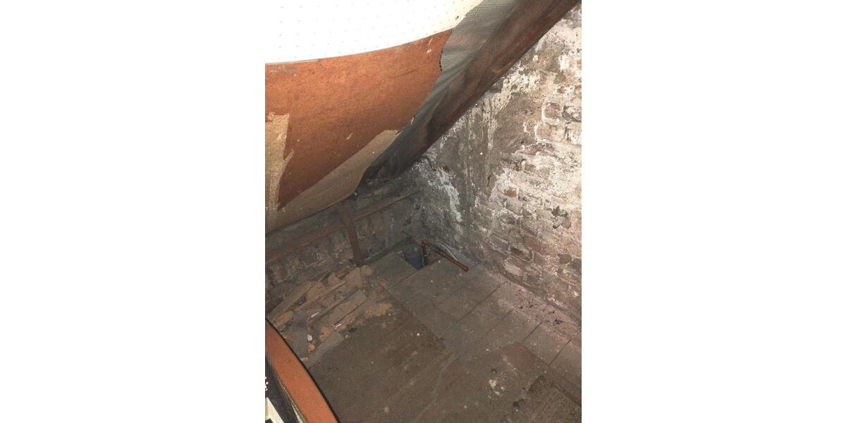 Wohn- und Geschäftshaus in Köln-Hochkirchen - gleichermaßen interessant für Eigennutzer und Kapitalanleger - Mehrfamilienhaus, Wohnhaus Köln Rodenkirchen (Hochkirchen) | Angebot:24469287