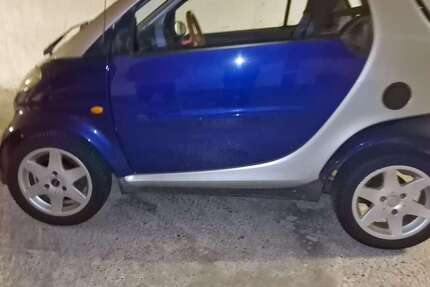 Smart city-coupé/city-cabrio 261.300 km 1.650 &euro; Köln 51147