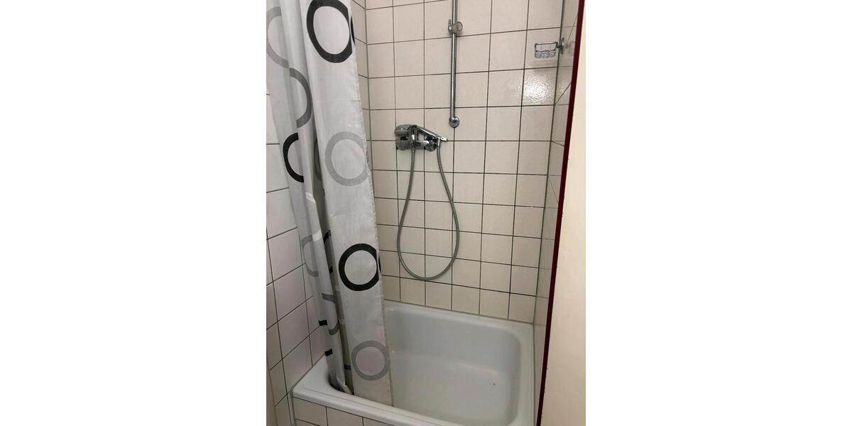 Etagenwohnung Köln Nippes - 1 Zimmer, 31 m&sup2;, 500&euro; | Angebot:25297807