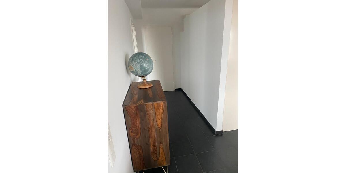 Etagenwohnung Niederkassel - 3 Zimmer, 90 m&sup2;, 2.300&euro; | Angebot:25925614