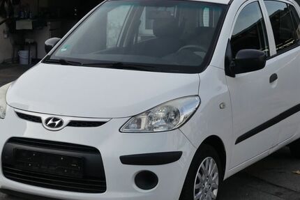Hyundai i10 99.869 km 2.599 &euro; Leverkusen 51379