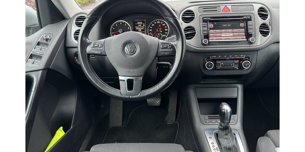 VW Tiguan 2.0TSI DSG 4-Motion Xenon AHK SR+WR 1.Hd 109.500 km 11.400 &euro; Erftstadt 50374