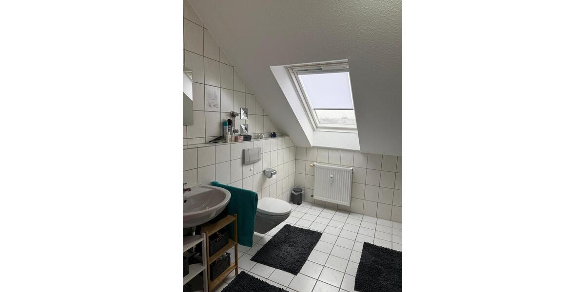 Dachgeschoßwohnung Euskirchen - 1 Zimmer, 50 m&sup2;, 450&euro; | Angebot:25657873