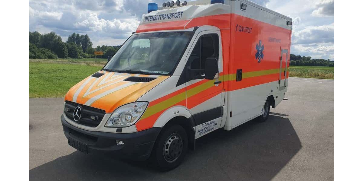 Mercedes-Benz Sprinter 328.000 km 7.990 &euro; Jülich 52428