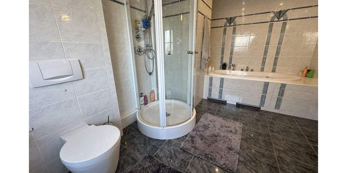 Einfamilienhaus Düren Birkesdorf - 7 Zimmer, 203 m&sup2;, 680.000&euro; | Angebot:25692151