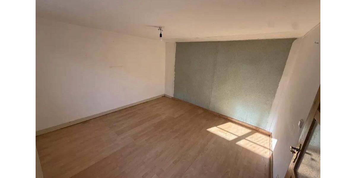 Einfamilienhaus Köln Nippes - 3 Zimmer, 65 m&sup2;, 1.300&euro; | Angebot:25636950