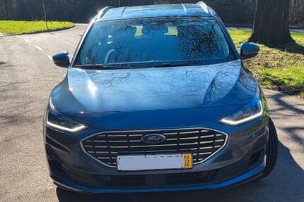 Ford Focus 96.400 km 13.300 &euro; Grevenbroich Neurath 41517