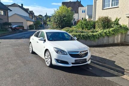 Opel Insignia 151.300 km 10.000 &euro; Bornheim 53332