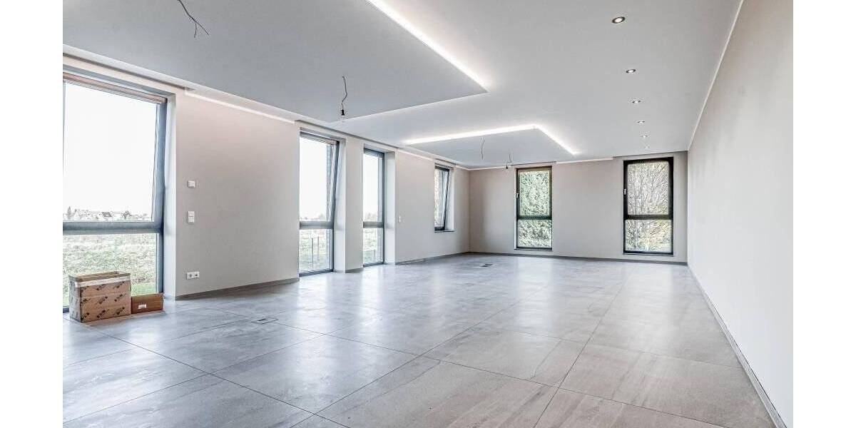 Gewerbeobjekt Hürth Kalscheuren - 4 Zimmer, 226 m&sup2;, 2.938&euro; | Angebot:25749219