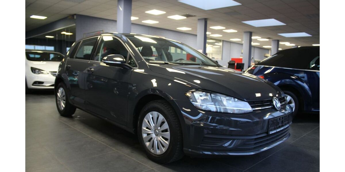 VW Golf 76.316 km 11.480 &euro; Euskirchen 53881
