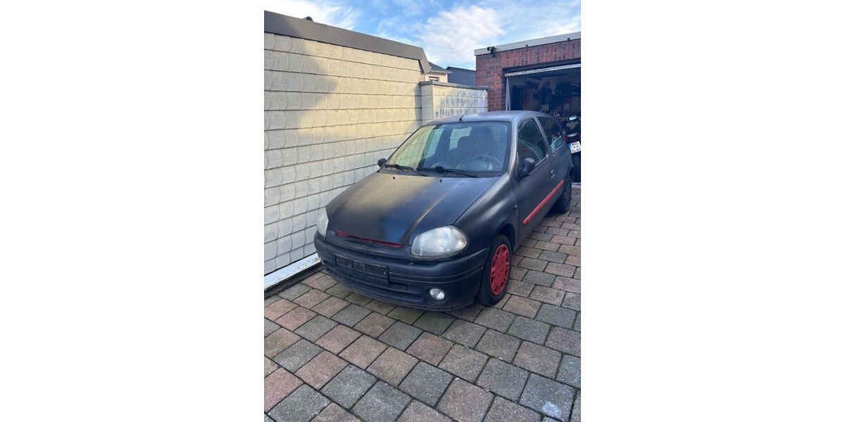 Renault Clio 98.000 km 800 &euro; Bedburg 50181