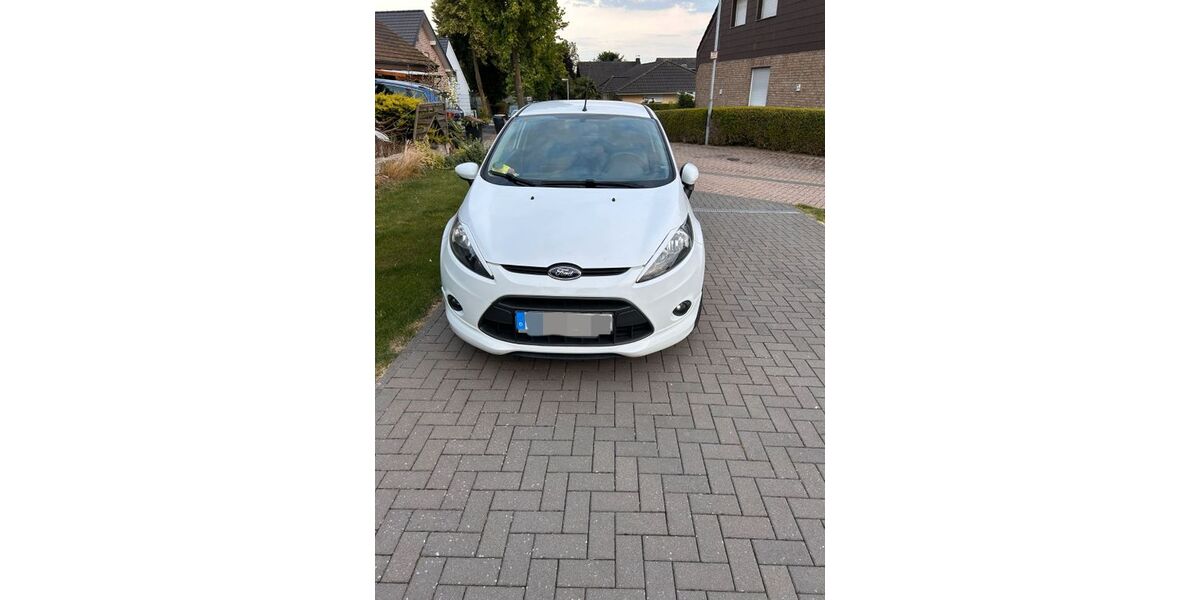 Ford Fiesta 119.499 km 4.500 &euro; Bedburg 50181