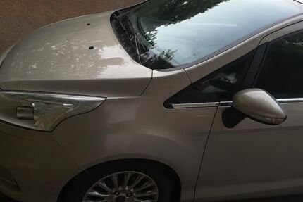 Ford B-Max 69.000 km 5.000 &euro; Kerpen 50169