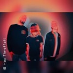 Smile and Burn & Es Brennt