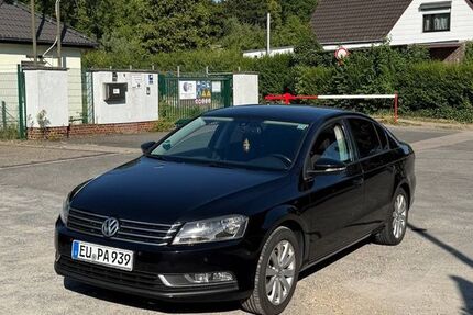 VW Passat 220.000 km 6.500 &euro; Euskirchen 53879