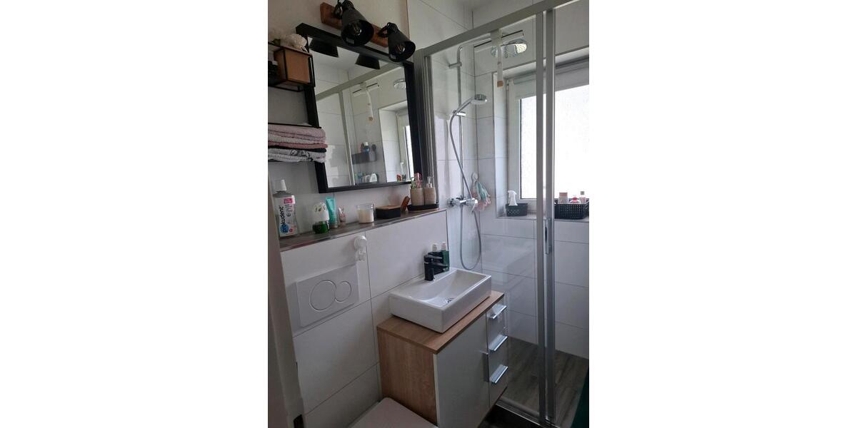 Hochparterre Köln Kalk - 3 Zimmer, 57 m&sup2;, 786&euro; | Angebot:25944961