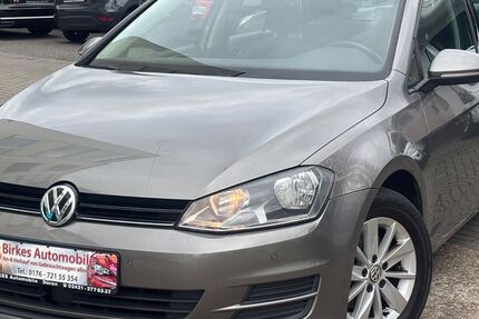 VW Golf 274.000 km 5.799 &euro; Düren 52353