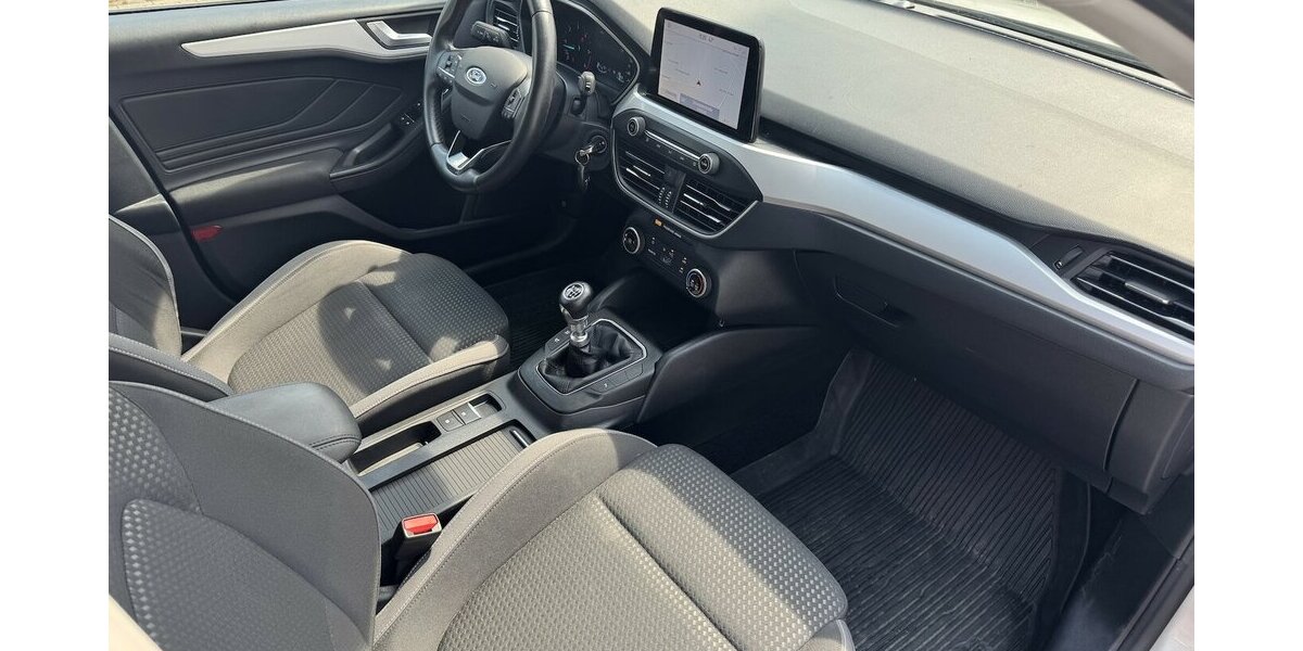 Ford Focus Navi Temp Sth Spurh CarPlay 5xServ GARANTIE 30.000 km 14.900 &euro; Erftstadt 50374
