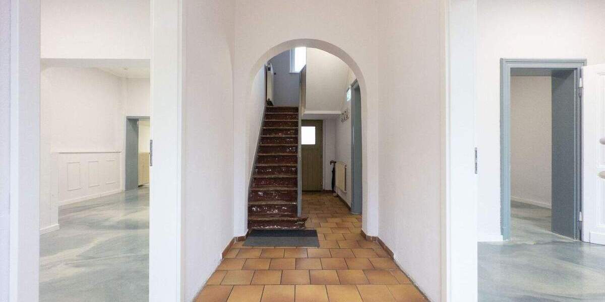 Gewerbeobjekt Kerpen Brüggen - 1 Zimmer, 202 m&sup2;, 385.000&euro; | Angebot:25749015