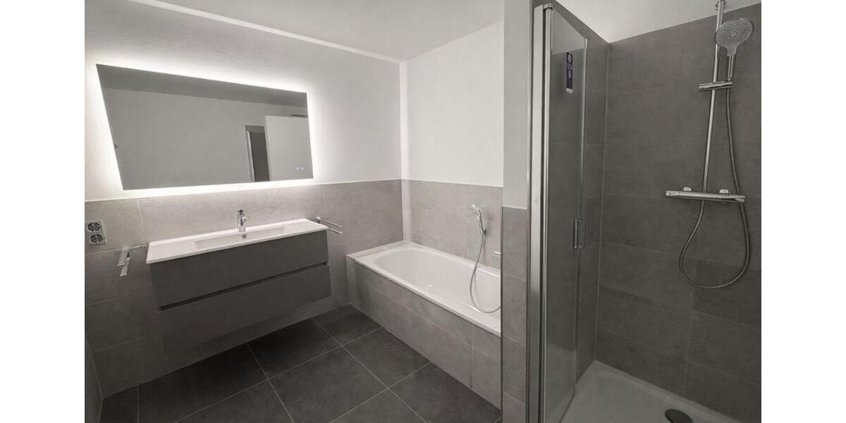 Terrassenwohnung Frechen - 3 Zimmer, 136 m&sup2;, 1.890&euro; | Angebot:25943767