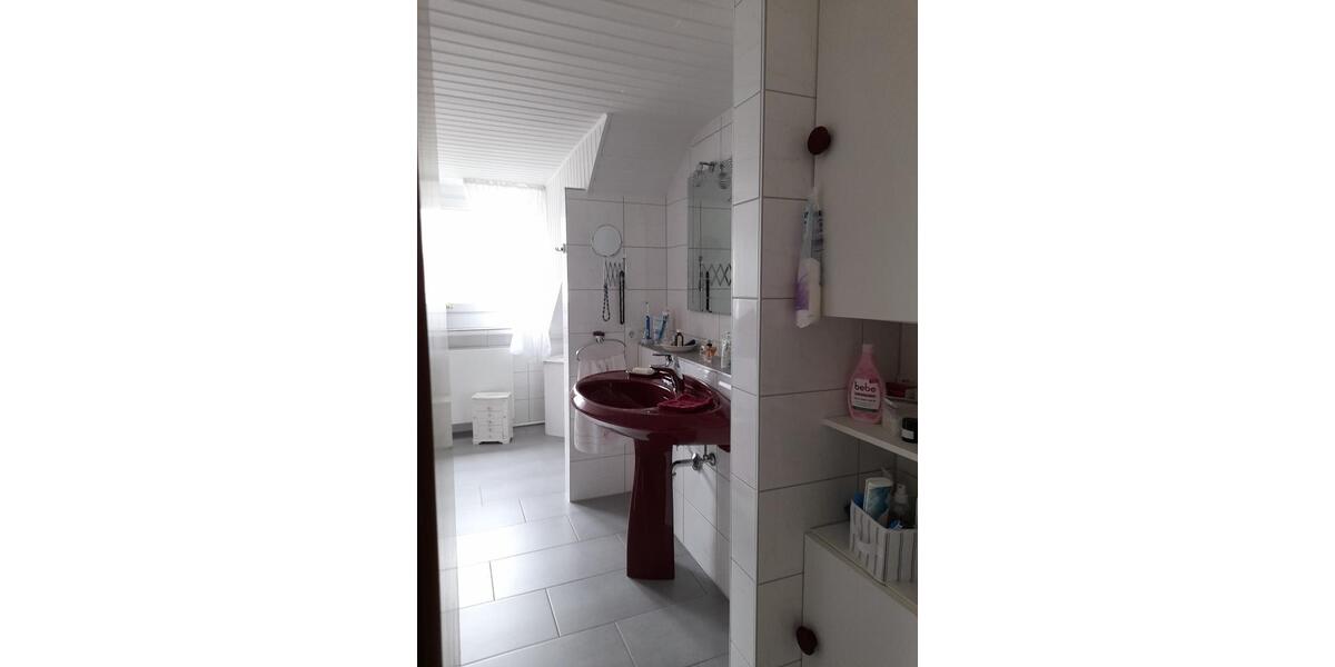 Etagenwohnung Brühl - 3 Zimmer, 70 m&sup2;, 767&euro; | Angebot:26122142