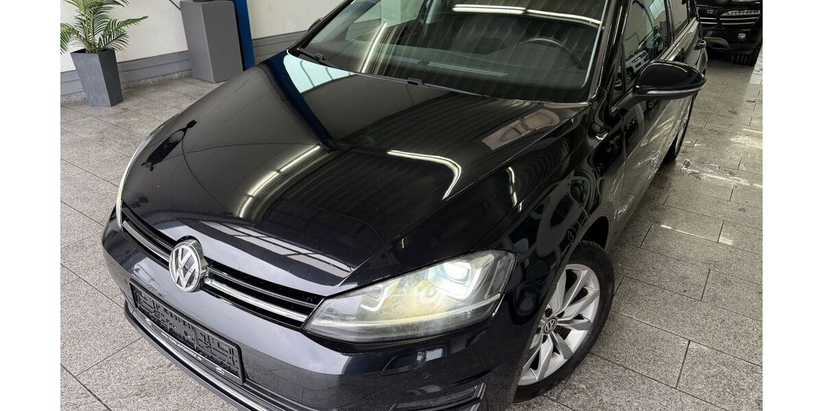 VW Golf 165.498 km 12.699 &euro; Köln 50829