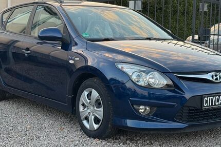 Hyundai i30 97.000 km 4.499 &euro; Düren-Merken 52353