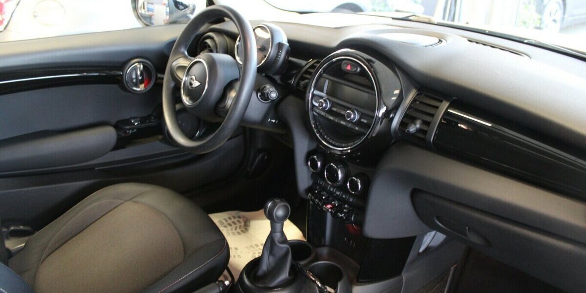 Mini Cooper Metropolitan 64.740 km 11.980 &euro; Euskirchen 53881