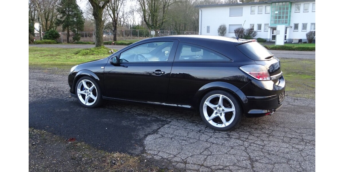 Opel Astra 241.000 km 2.650 &euro; Dormagen 41539