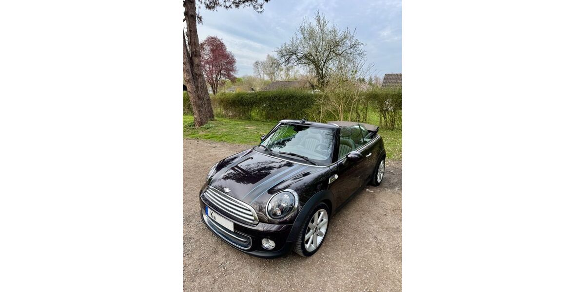 Mini Cooper Cabrio 103.000 km 9.800 &euro; Köln 51105