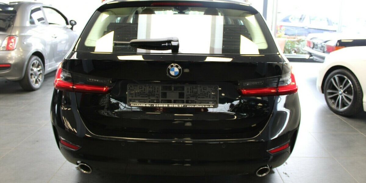 BMW 330i xDrive Touring Aut. Advantage 68.255 km 26.980 &euro; Euskirchen 53881